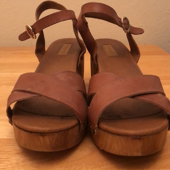 TOPSHOP Valerie Platform Sandal - Picture 11 of 12